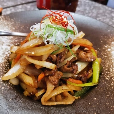 อาหาร หรือ เครื่องดื่ม