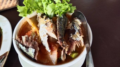 แกงส้มผักรวมปลาทู