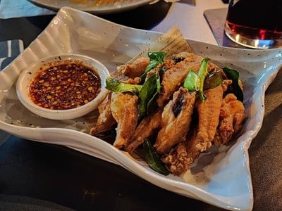 ปีกไก่ทอด