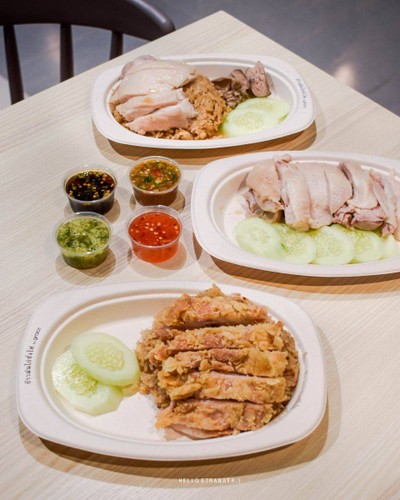 ข้าวมันไก่ซั่งไห่ สูตรต้นตำรับจากเซี่ยงไฮ้ - มาร์เช่ ทองหล่อ