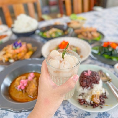 อาหาร หรือ เครื่องดื่ม