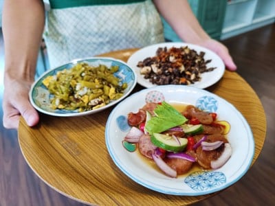 อาหาร หรือ เครื่องดื่ม