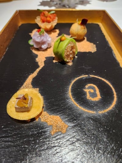 อาหาร หรือ เครื่องดื่ม