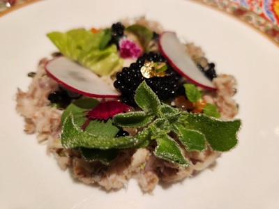 อาหาร หรือ เครื่องดื่ม