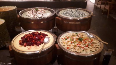 อาหาร หรือ เครื่องดื่ม