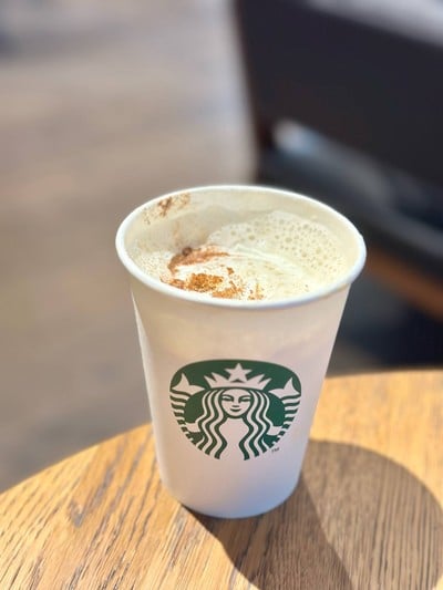 Starbucks Sedlárska (Maxmilian's Fountain)