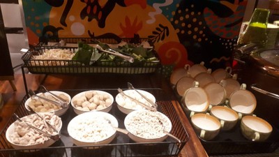 อาหาร หรือ เครื่องดื่ม