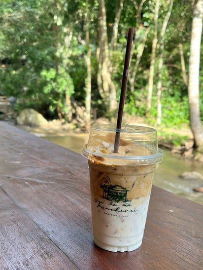 บ้านธารชีวี บ้านธารชีวี