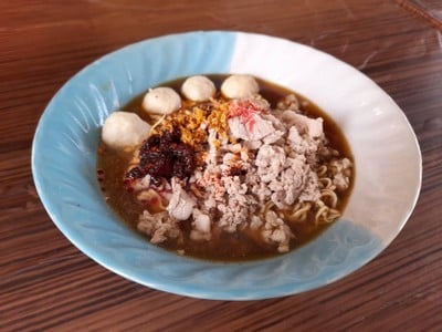 ก๋วยเตี๋ยวน้ำตก ต้มยำ
