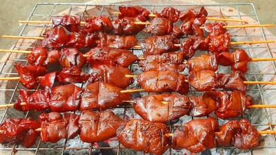 อาหาร หรือ เครื่องดื่ม