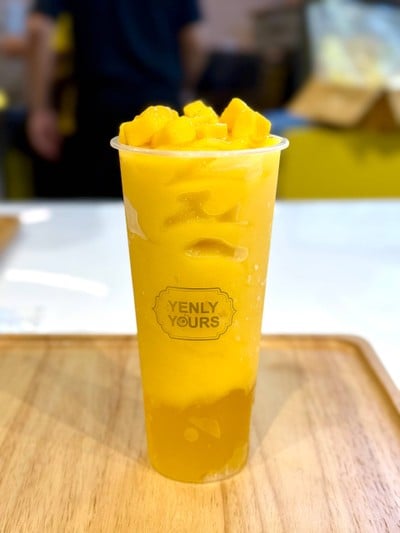 เมนูของร้าน Yenly Yours One Bangkok