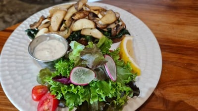 ซาวโดว ผักโขมและเห็ด