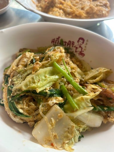 สุกี้แห้งเนื้อ