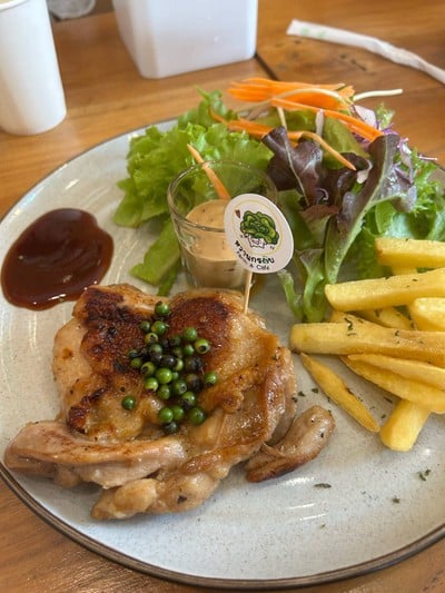 สเต็กไก่พริกไทยดำ