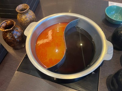 ซุปสุกี้น้ำดำและคารามิโสะ