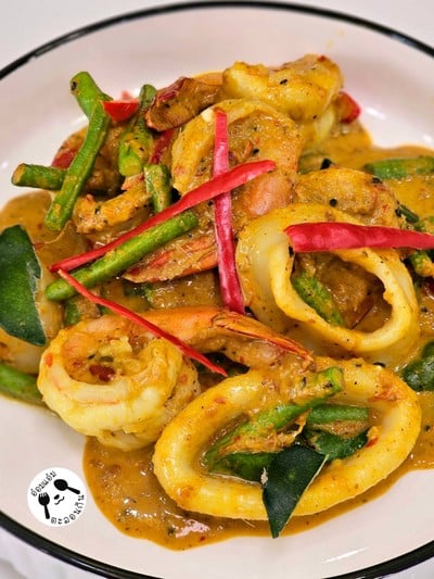 สะตอผัดพริกแกงร้อยเกาะ