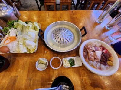 อาหาร หรือ เครื่องดื่ม