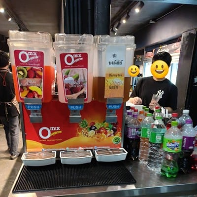 อาหาร หรือ เครื่องดื่ม