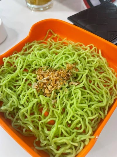 บะหมี่หยก