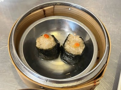 สาหร่ายห่อหมู