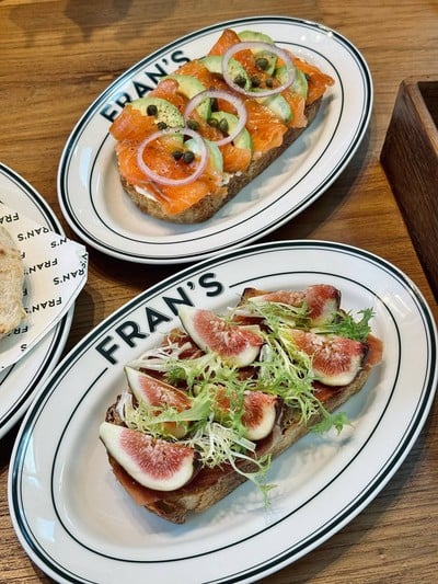 FRAN’S  Sukhumvit 49