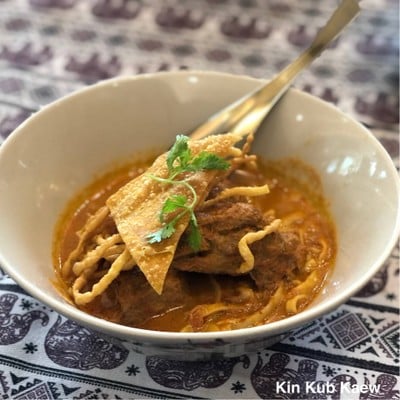 ข้าวซอยหมูตุ๋น