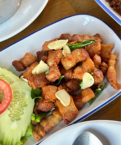 หมูสามชั้นทอด