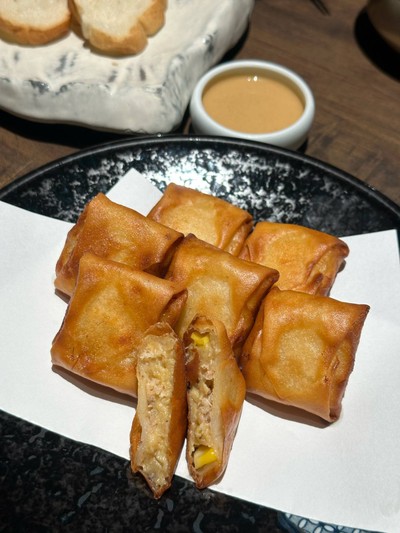 Watari cream spring roll