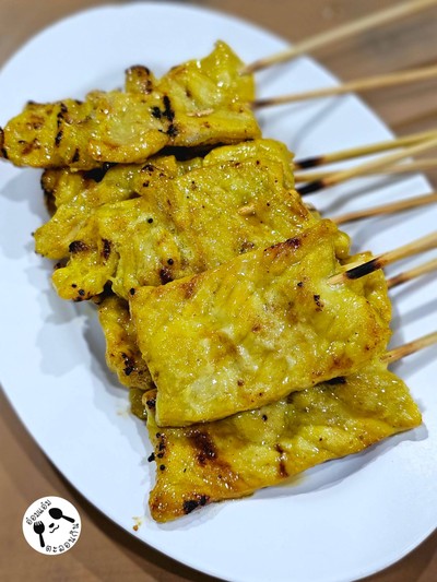 หมูสะเต๊ะ 10 ไม้