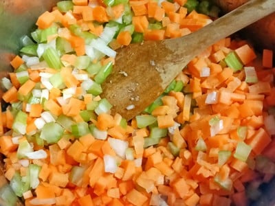 วิธีทำ Farfalle Bolognese / Bolognese Sauce/ Bolognese Pasta ซอสโบลองเนส