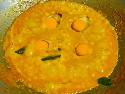 วิธีทำ แกงคั่วกะทิไข่ใส่หมูสับ