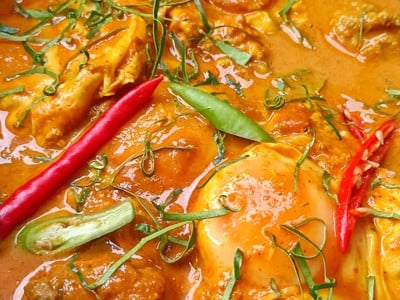 วิธีทำ แกงคั่วกะทิไข่ใส่หมูสับ