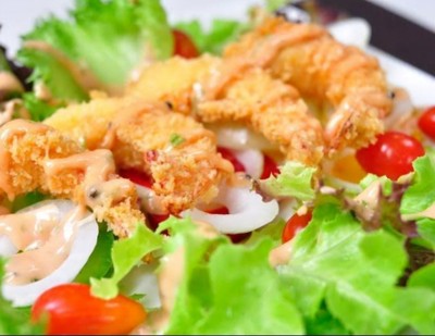 อาหาร หรือ เครื่องดื่ม
