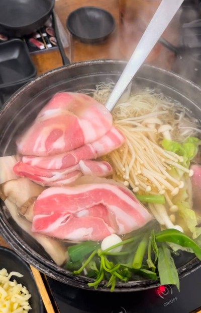 ชาบูชาบู