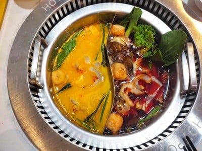 อาหาร หรือ เครื่องดื่ม