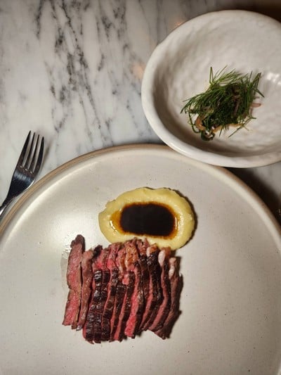 อาหาร หรือ เครื่องดื่ม