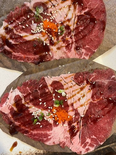 เนื้อย่างใบโอบะ