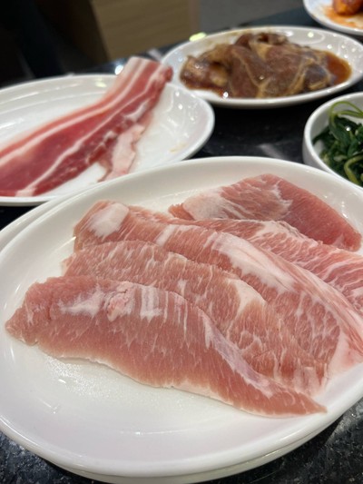 คอหมูย่าง