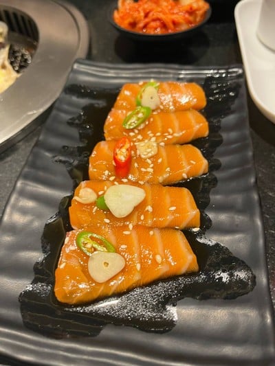 ปลาแซลมอนดองซีอิ๊ว