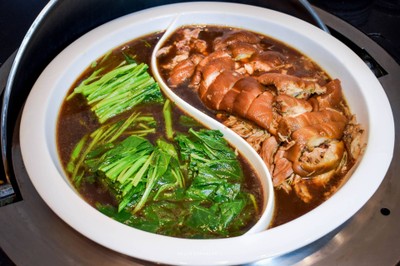 BlueSpice Cafe บุฟเฟต์ข้าวต้มไนท์มาร์เก็ต ย่านทองหล่อ