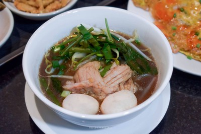 BlueSpice Cafe บุฟเฟต์ข้าวต้มไนท์มาร์เก็ต ย่านทองหล่อ