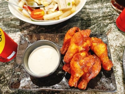 ปีกไก่สไปซี่ มี 6ชิ้น