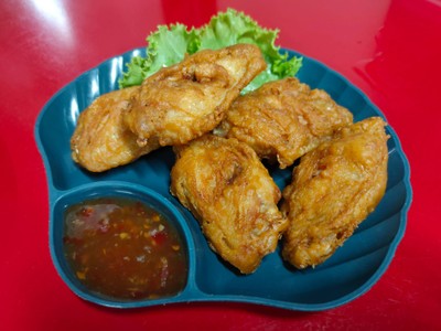 ปีกไก่ทอด