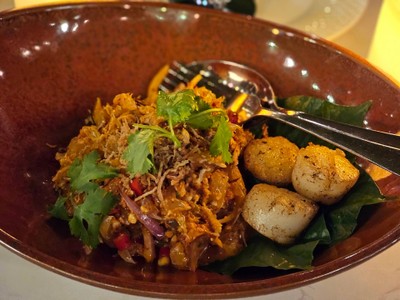 ยำส้มโอหอยเชลล์