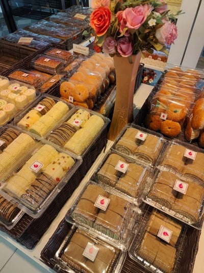 อาหาร หรือ เครื่องดื่ม