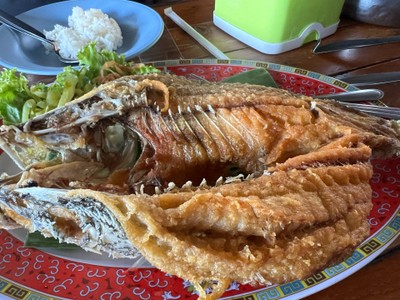 ปลากระพงทอดน้ำปลา