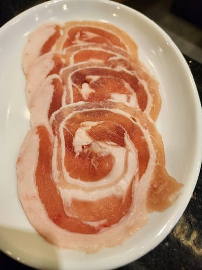 หมูสามชั้นสไลด์