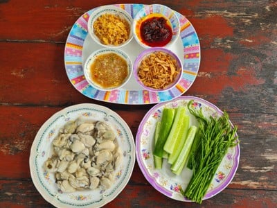 ครัวป้าเฉลียว ชะอำ