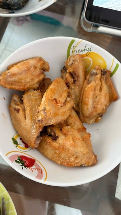 ปีกไก่ทอดน้ำปลา