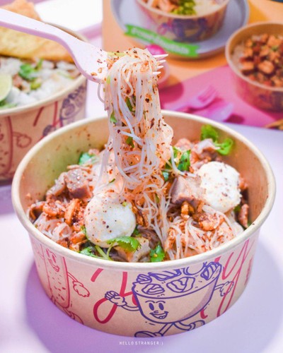 “Jolly Pork” ร้านข้าวขยำหมูเจ้าแรกในไทย